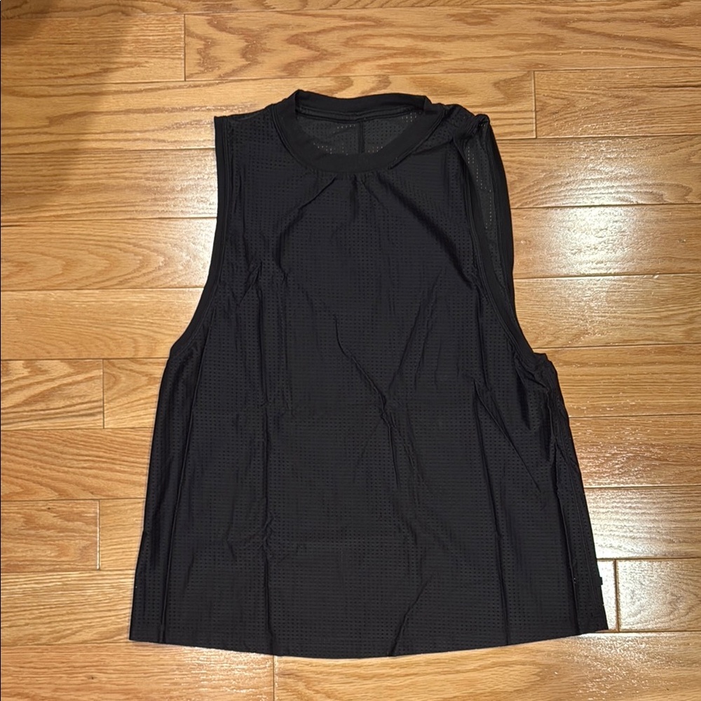 Lululemon mesh workout tank top